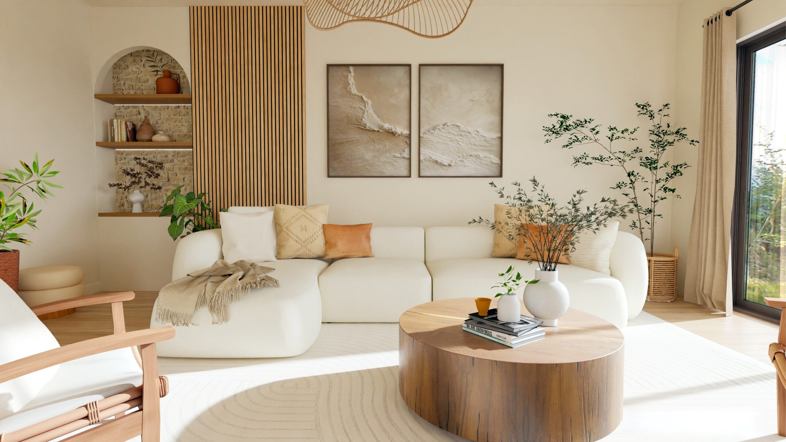 Salon chaleureux et lumineux avec des tasseaux de bois et une arche en pierre au mur avec ruban led, du mobilier en bois et beige écru, des plantes.